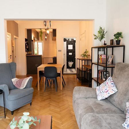 Perfect Long-Term Stay Stylish And Spacious Top Center Next To Vitosha Blvd Sofya Dış mekan fotoğraf